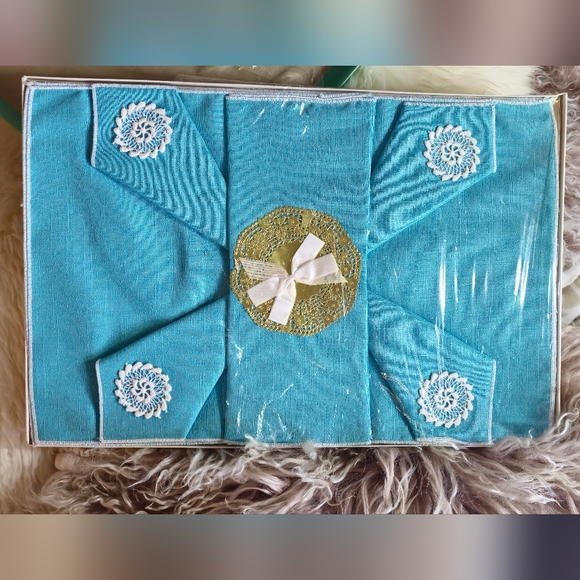 Vintage 1960s Lady Cristina Luxury Place Mat Set- aqua - Picture 11 of 16